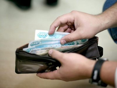 Три четверти россиян еле дотягивают от одной до другой зарплате