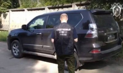 Джип бизнесмена попал под обстрел в Костроме