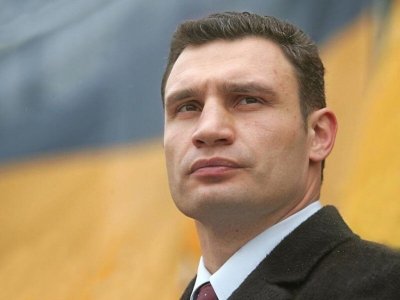 Мэр Киева предложил взятку президенту, чтобы остаться у власти