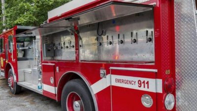 В США пожарную машину переоборудовали под пивной бар