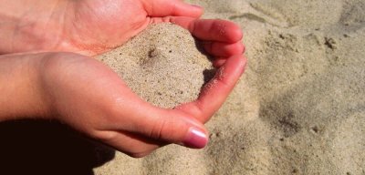 В Италии выписали штраф за вывоз песка из пляжа в качестве сувенира