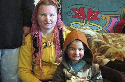 Жительница Румынии стала бабушкой в 23 года