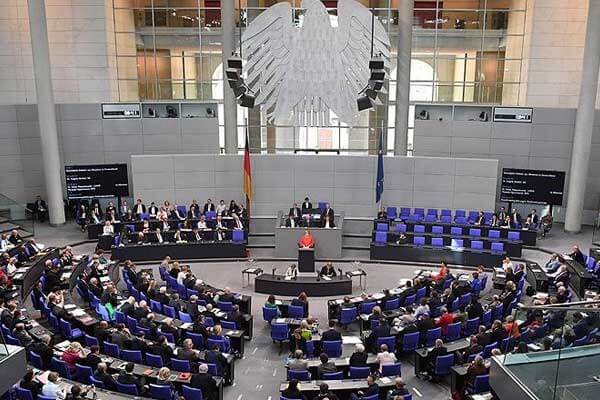 Бундестаг не согласился принимать предложение левых партий о снятии санкций с России