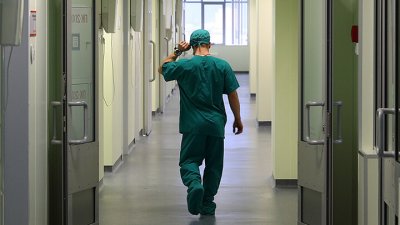 Новая волна увольнения врачей