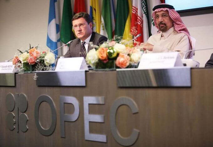Участники ОПЕК+ пришли к соглашению и договорились снизить уровень добычи нефти на 9,7 млн. баррелей в сутки
