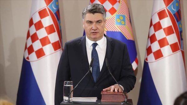 Президент Хорватии отказался приехать на парад Победы в Россию