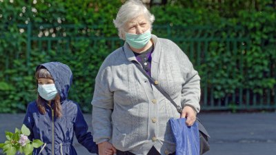  Существует довольно много различных мифов и слухов по поводу симптомов коронавируса, а также возрастной группы людей, которые наиболее подвержены риску заразиться китайским вирусом.