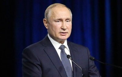 Позднер уверен, что санкции против России вводят из-за Путина