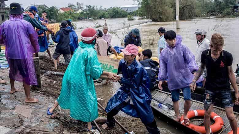 Во Вьетнаме продолжается тайфун. Объявлена эвакуация