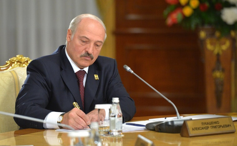 Александр Лукашенко подписал указ о созыве Всебелорусского собрания