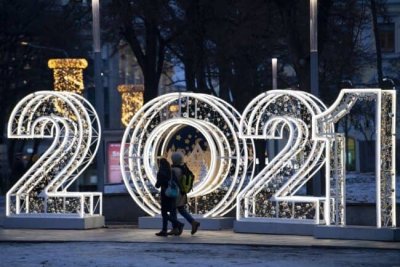 В Ростреду заявили, что в 2021 году в России будет семь сокращенных и одна длинная рабочие недели