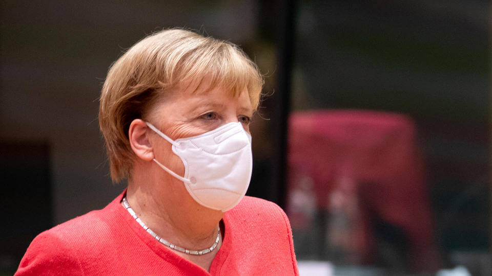 Ангела Меркель отменила решение о карантине на Пасху