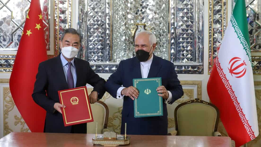 Китай и Иран подписали договор о сотрудничестве на 25 лет
