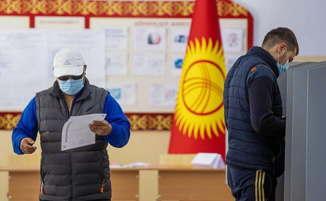 Киргизия провела референдум по изменению конституции