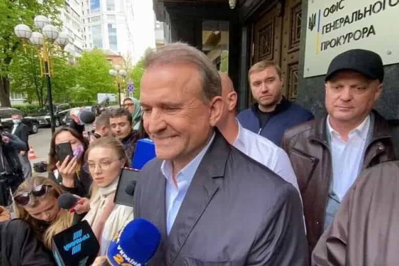 Украинская прокуратура просит арестовать Виктора Медведчука