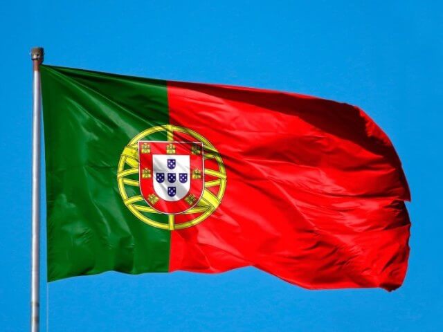Португалия открывает границы для России и стран Европы