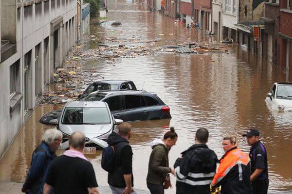 В Германии продолжается сильное наводнение. Объявлен режим ЧС