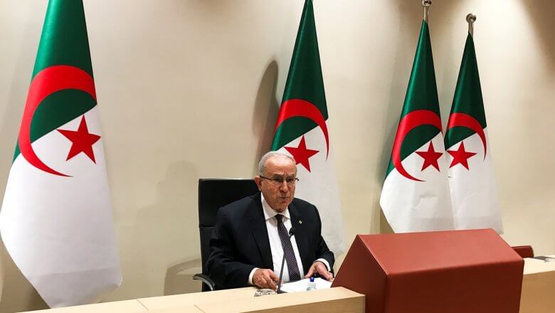 Алжир разорвал дипломатические отношения с Марокко