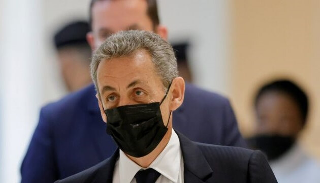 Николя Саркози приговорили к тюрьме
