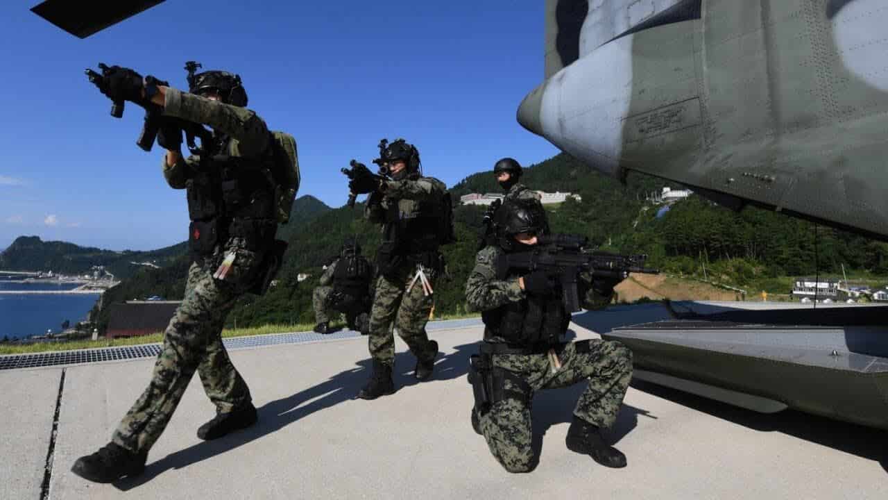 Южная Корея начала военные учения