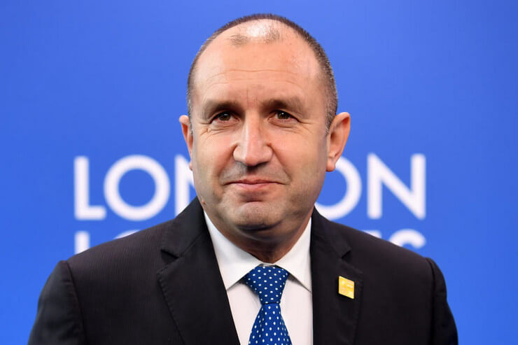 Новым президентом Болгарии стал Румен Радев