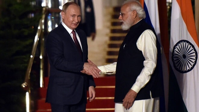 Владимир Путин провел переговоры с Нарендрой Моди в Индии