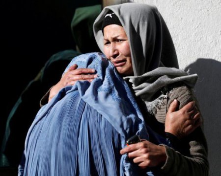 Талибы запретили женщинам из Афганистана путешествовать в одиночку