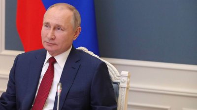 Путин заметил, что привить нужно минимум девяносто процентов жителей страны