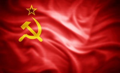 В России предложили установить флаг СССР государственным