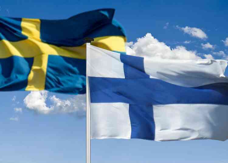 Финляндия и Швеция хотят стать членами НАТО