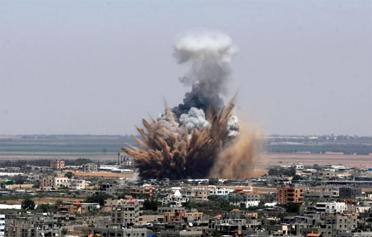 Израиль нанес авиаудары по Сектору Газа