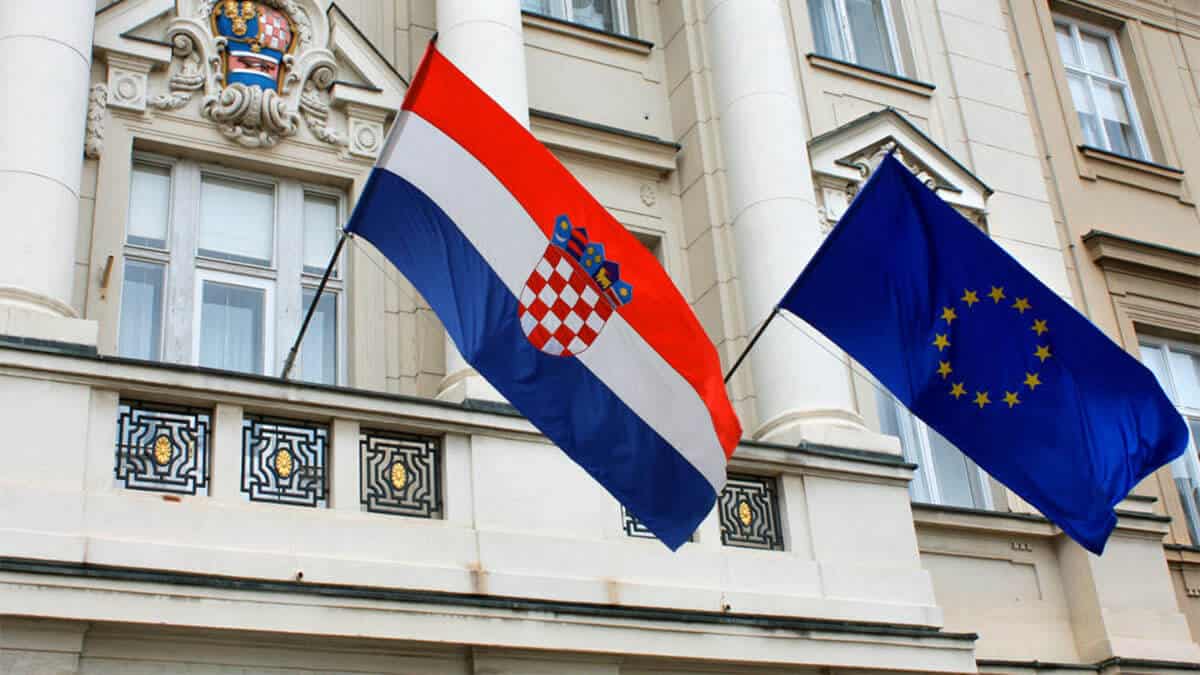 Европарламент одобрил заявку Хорватии на вступление в Шенген