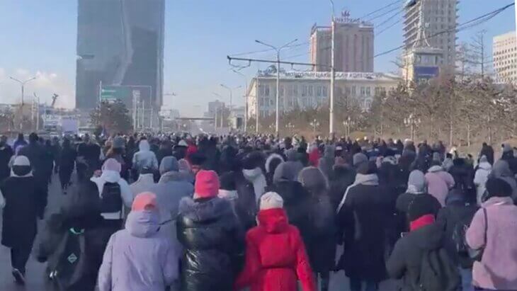 В Монголии проходят массовые демонстрации