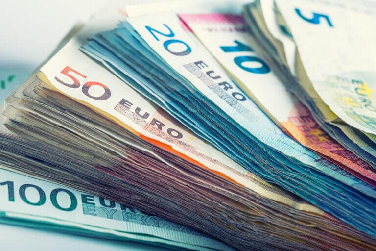 Беларусь исключает евро из валютной корзины