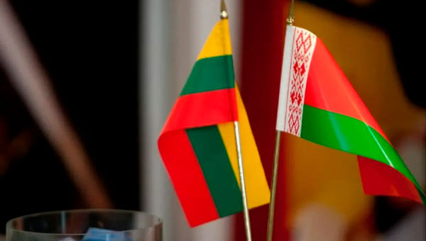 Литва прекращает пропуск транспорта на территорию Беларуси