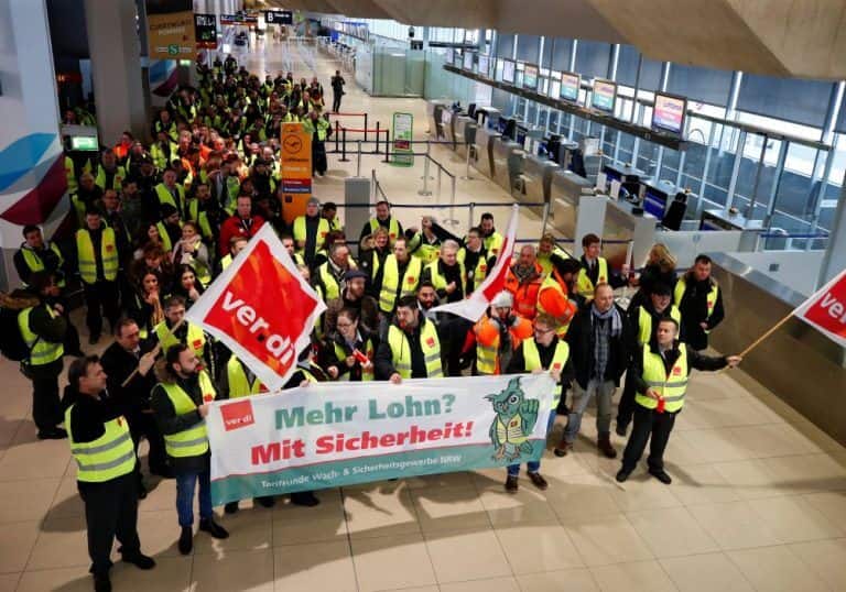 В Германии продолжаются забастовки