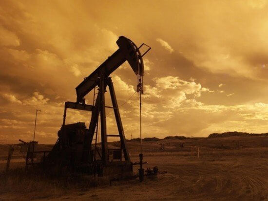 Саудовская Аравия повышает цены на нефть в апреле