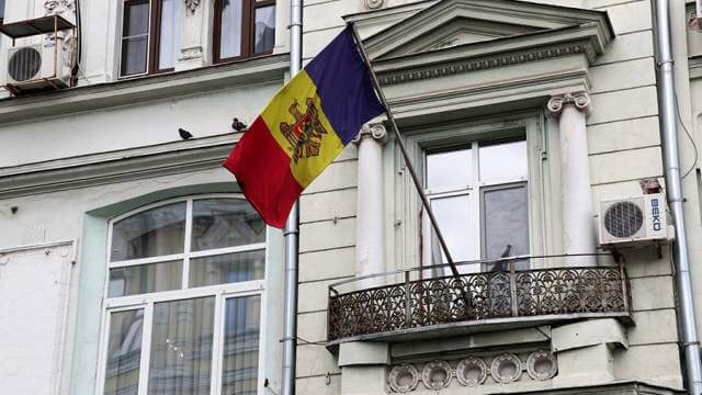 Молдова разрывает все связи с СНГ