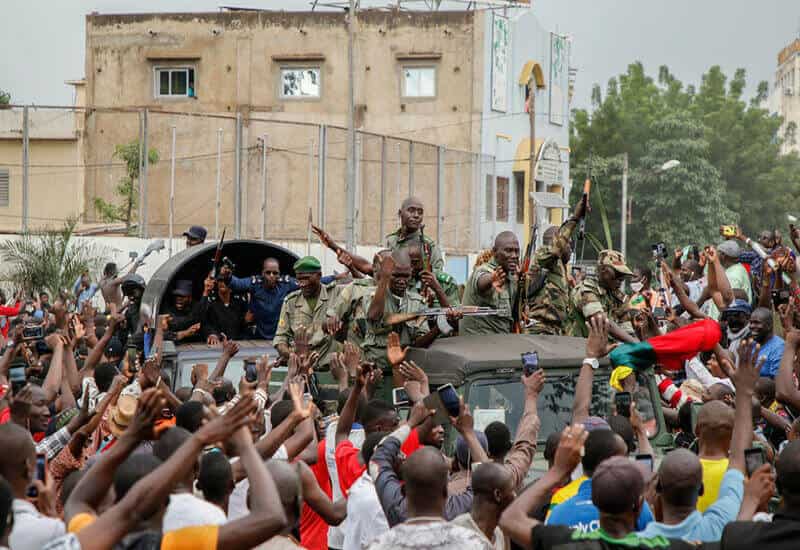 Почему США и Франции не нравится государственный переворот в одной из африканских стран