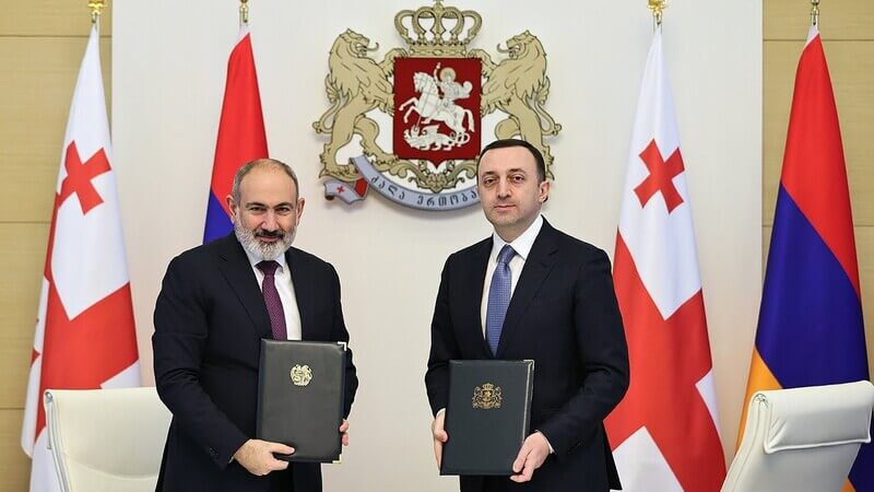 Грузия и Армения подписали декларацию о сотрудничестве