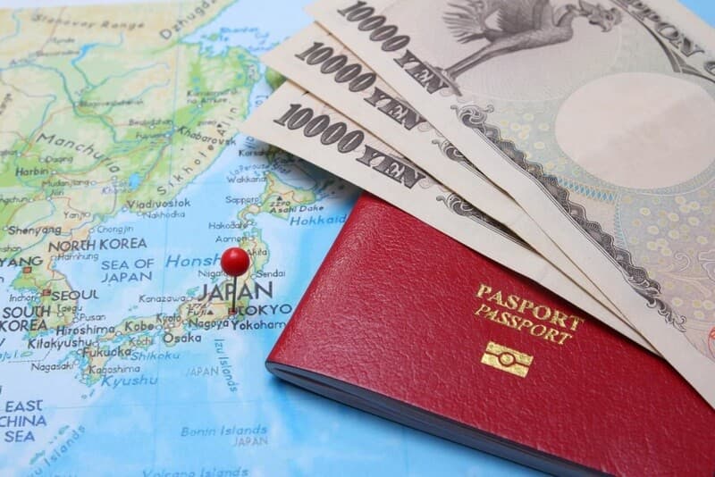 Туроператоры предложили отменить визы для китайских туристов