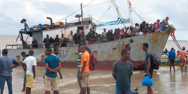 Кораблекрушение у берегов Мозамбика. Погибло 96 человек