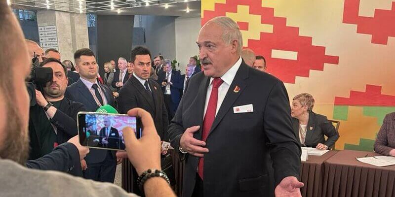Александра Лукашенко выдвинули на пост председателя ВНС
